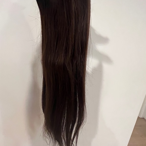 Human halo extensions .comes new in box. 20” in length 100grams of hair - Picture 4 of 5